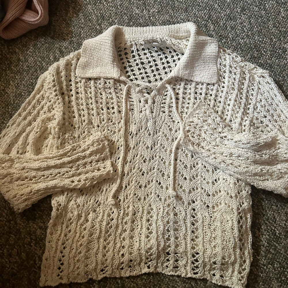 American eagle sweater